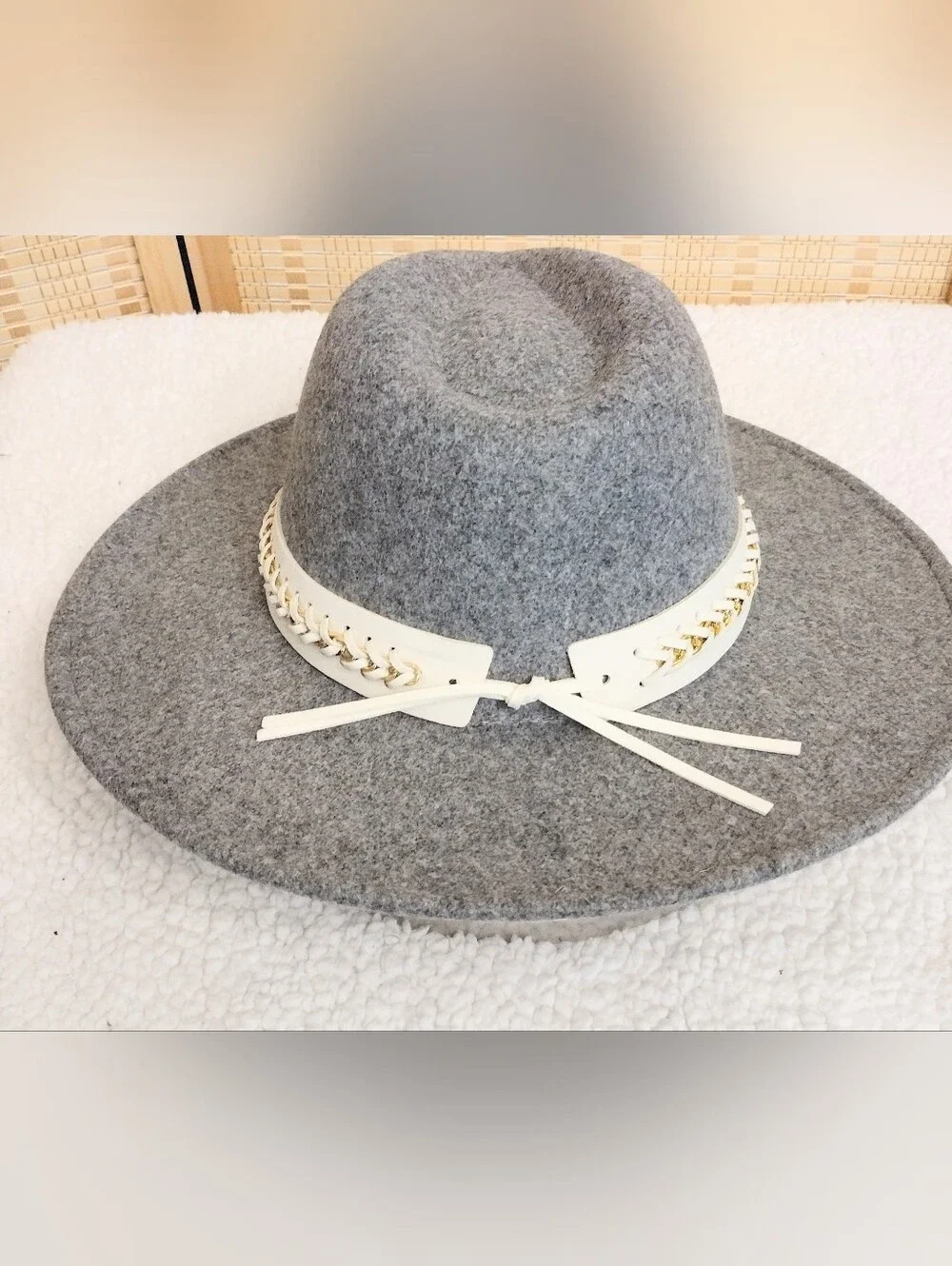 Women's Hat with White Braided Band